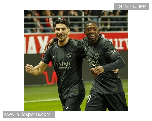 姆巴佩弟弟法甲崭露头角8场3球助球队紧追榜首庆祝动作致敬哥哥