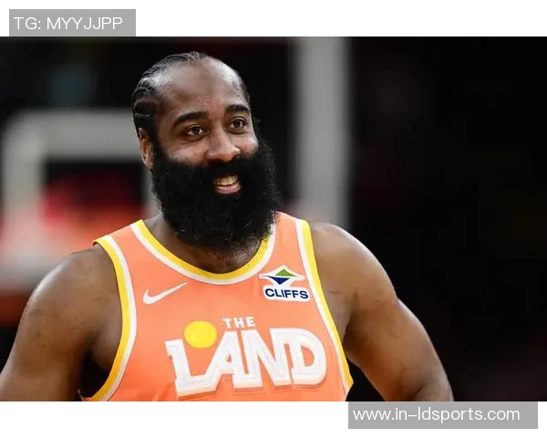 哈登薪资高达4亿代言生意收入可观他到底还想赚多少钱